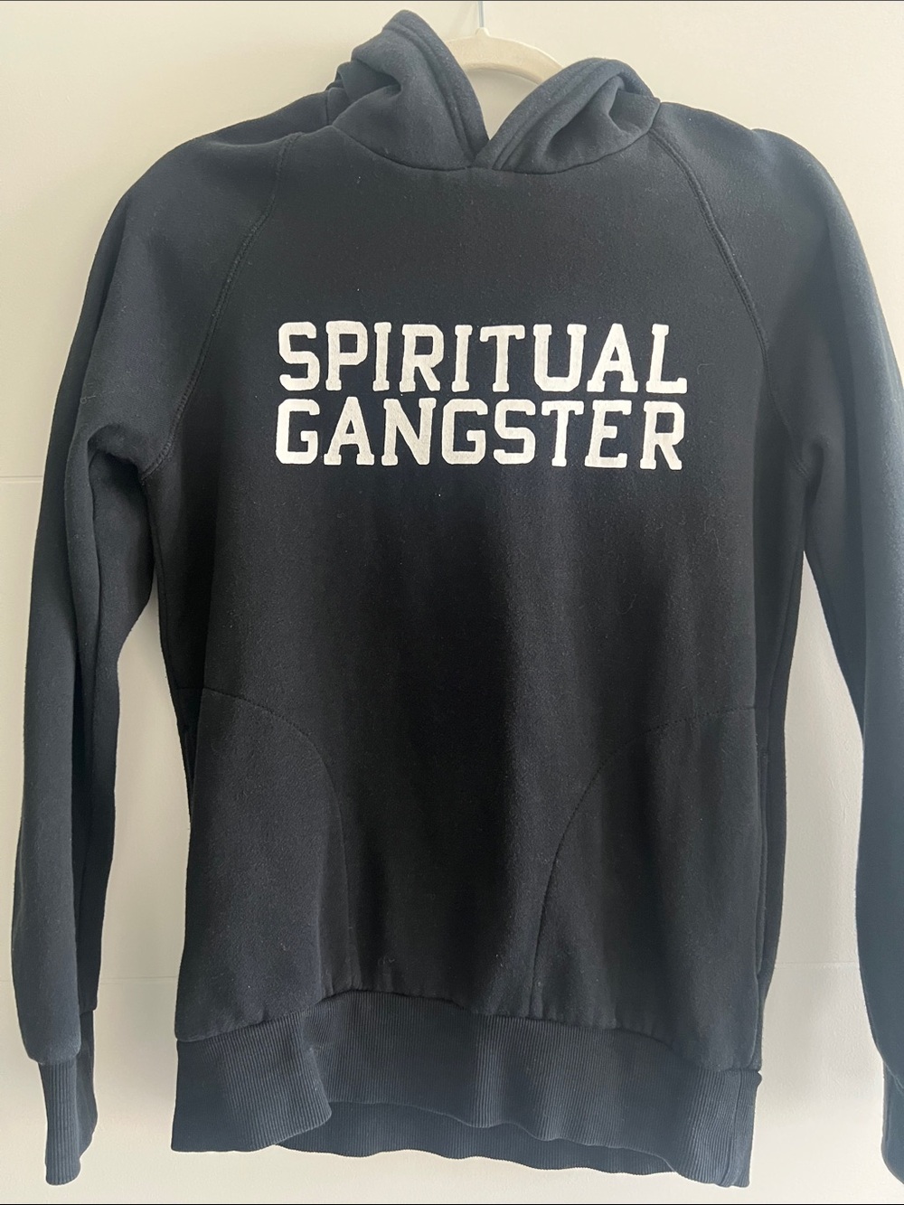 Spiritual Gangster Black Crewneck Sweatshirt with pockets thumbholess sz medium